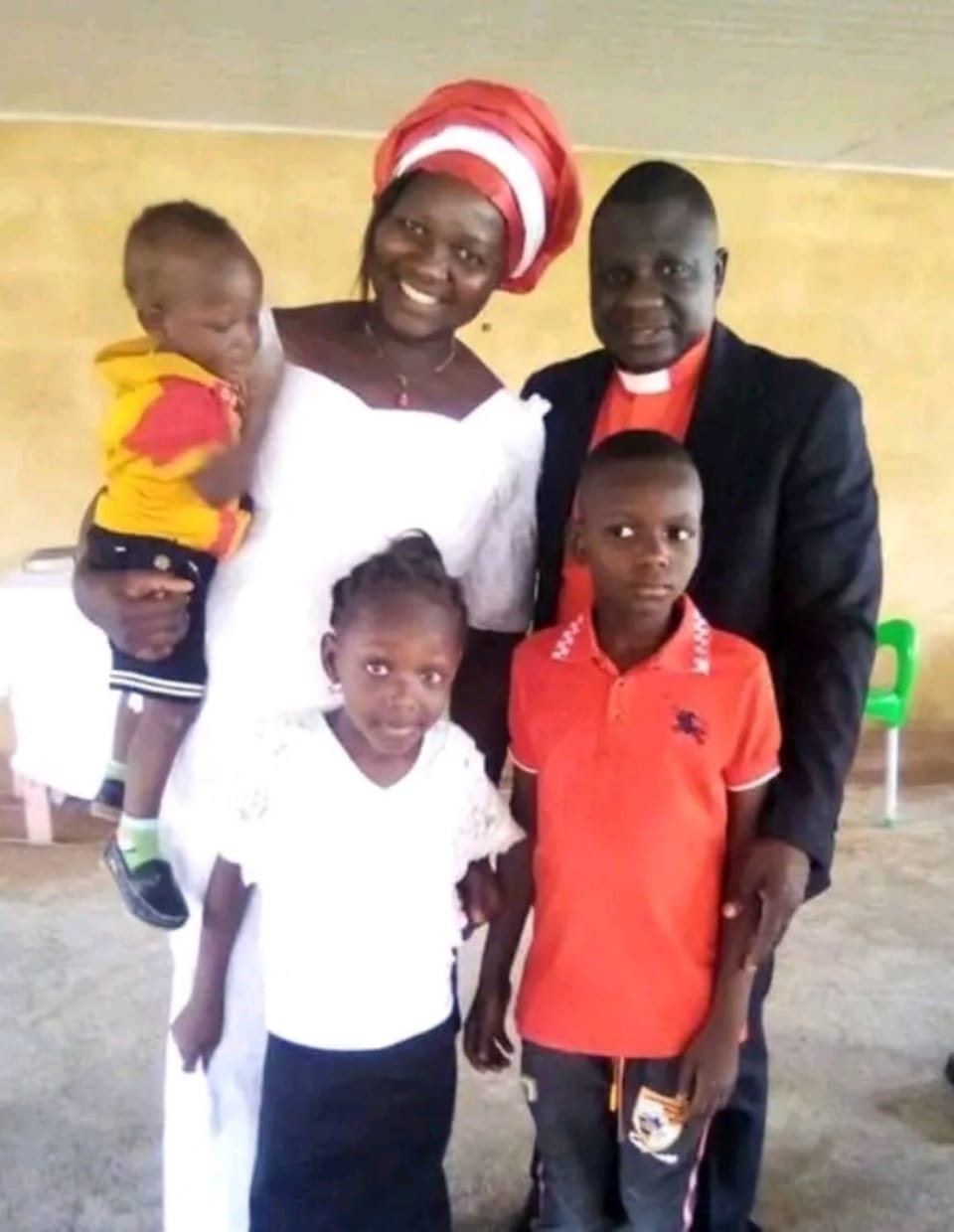 Rev. Dauda Anto with his wife and three children